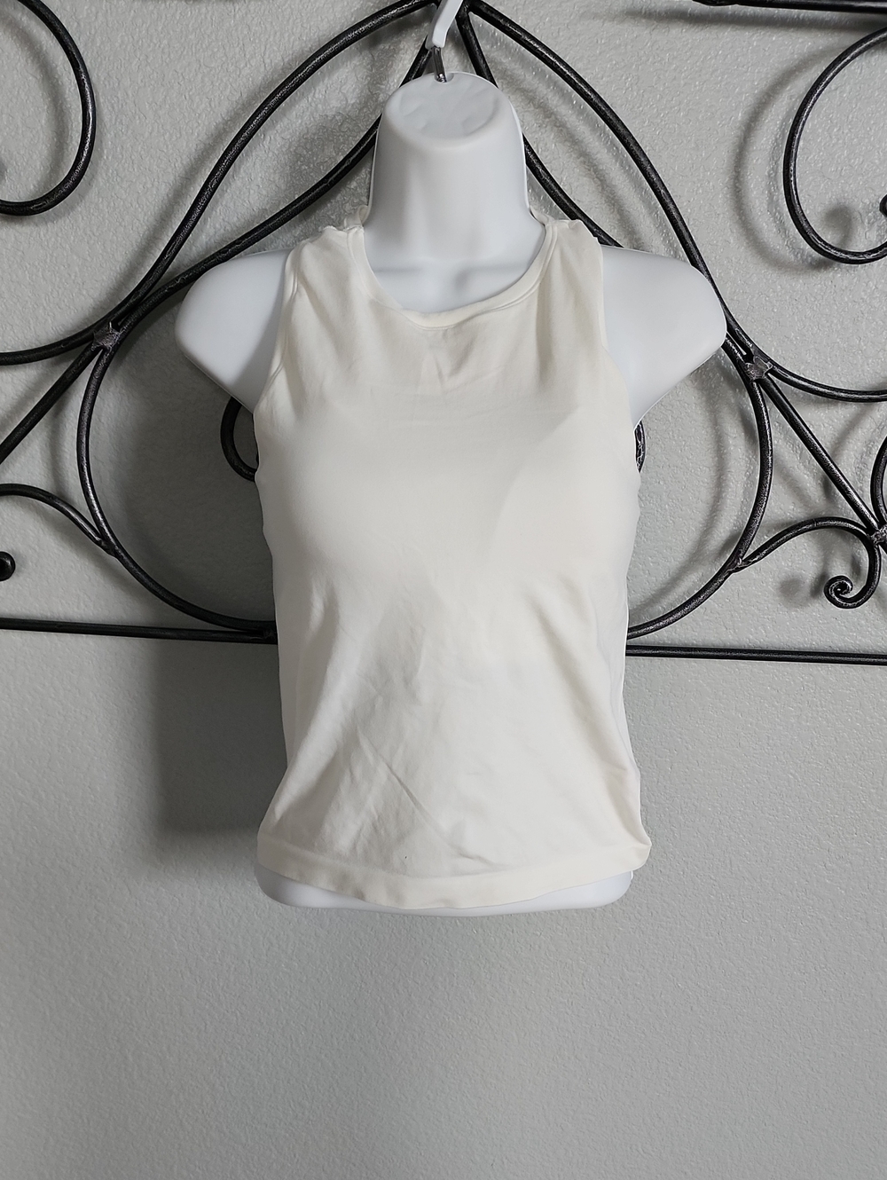 Classic Women's Sleeveless Tank Top - Cream